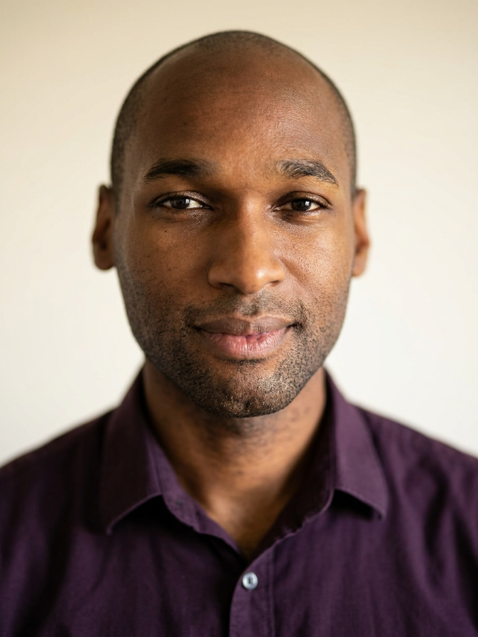 Ishmon Brown headshot