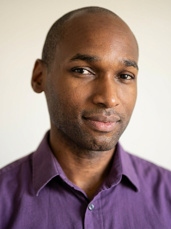 Ishmon Brown headshot